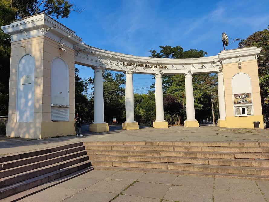 В Запорожской и Херсонской областях пропало электричество