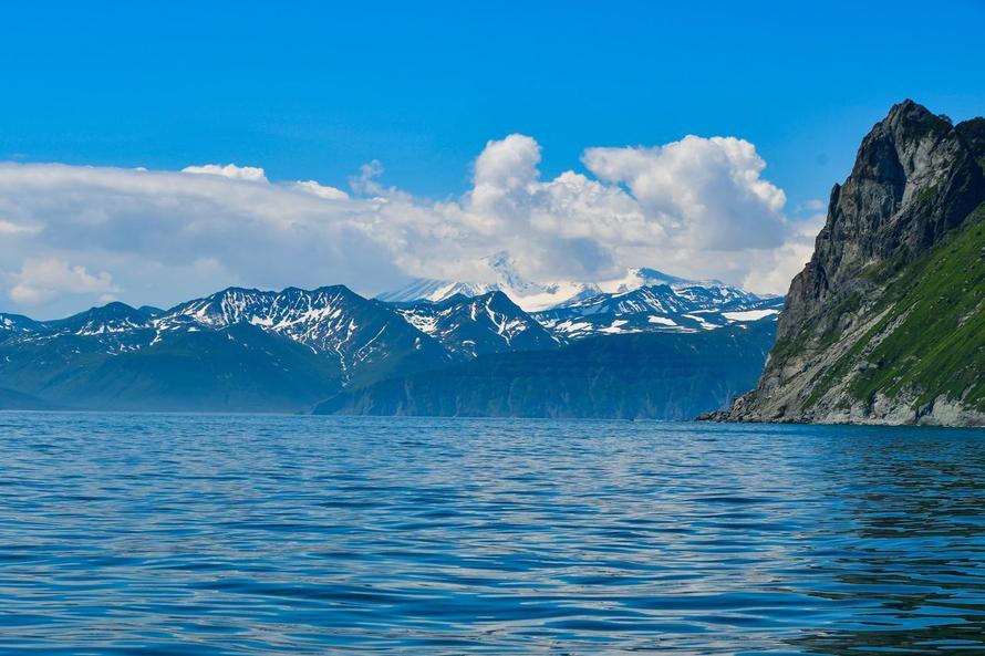 Выживших при восхождении на камчатский вулкан туристов спасли