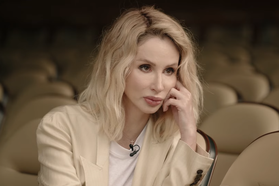 Лобода заявила, что всё время раздавала деньги пострадавшим украинцам