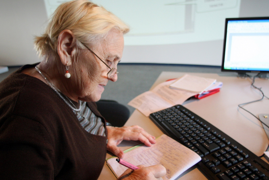 Извините, но вы мертвы. Россиянка осталась без пенсии из-за жуткой ошибки полиции