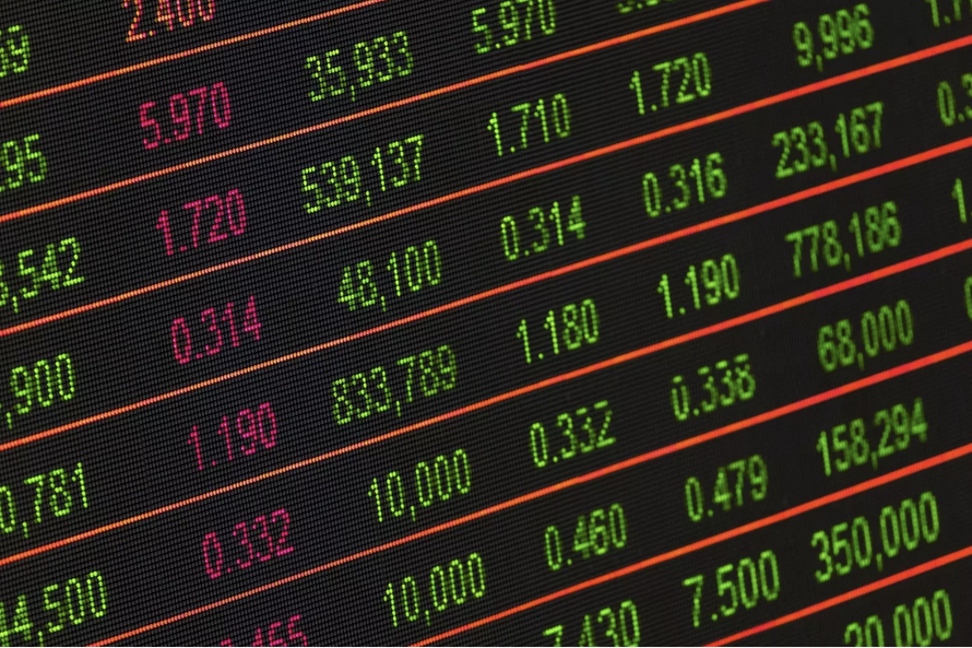 Россиянам дали ещё один совет, что можно сделать с валютой