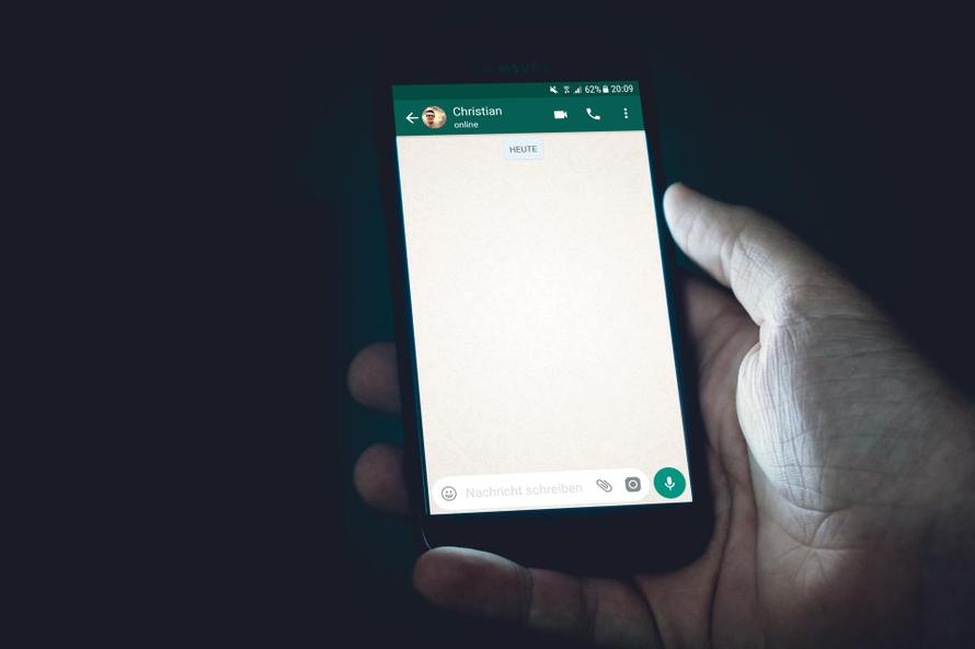 WhatsApp* подрезал у Telegram ещё одну функцию