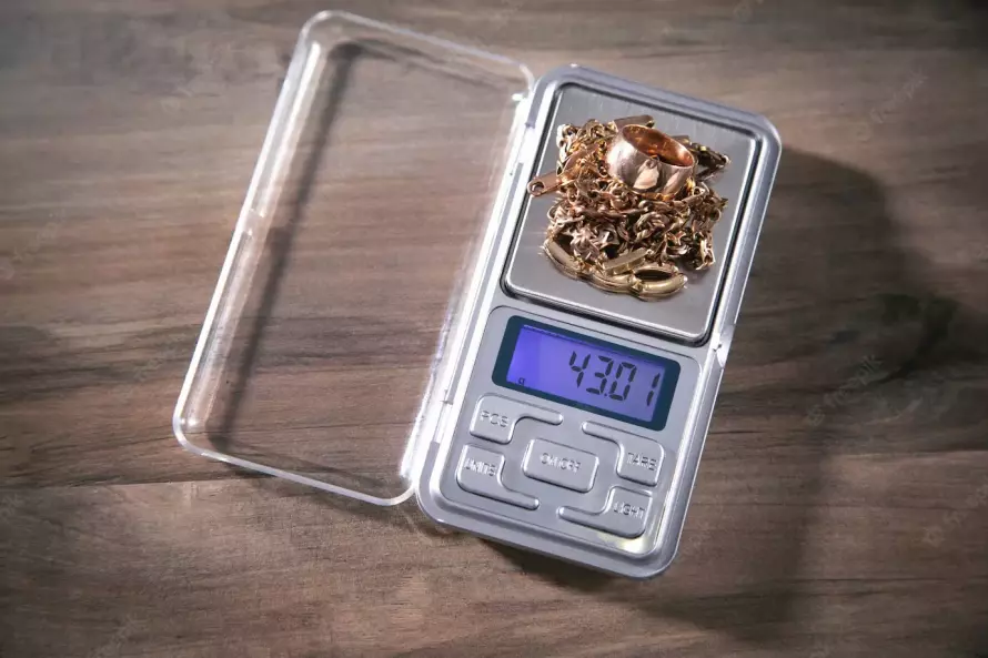 «Просто *** (обалдеть)». Российский ломбард поплатился за мат в рекламе