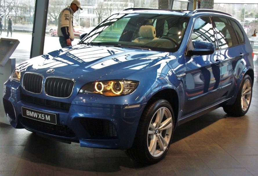 Россиянин на крутом BMW едва не убил школьника. Очередной «хозяин двора»