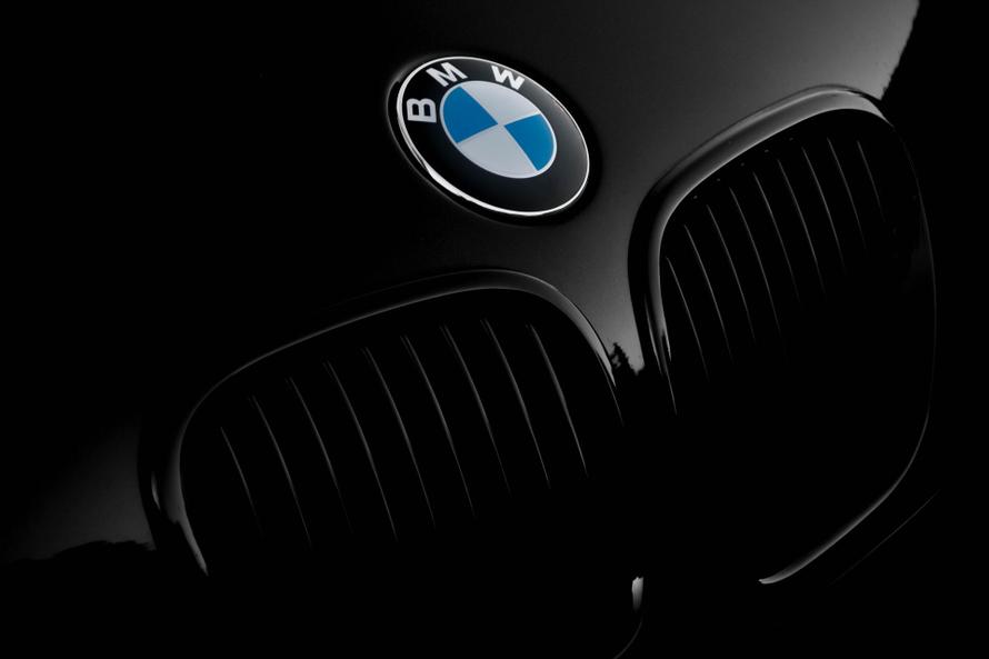 Блондинка из Москвы продала BMW за 5 млн рублей, а потом пожалела и угнала машину