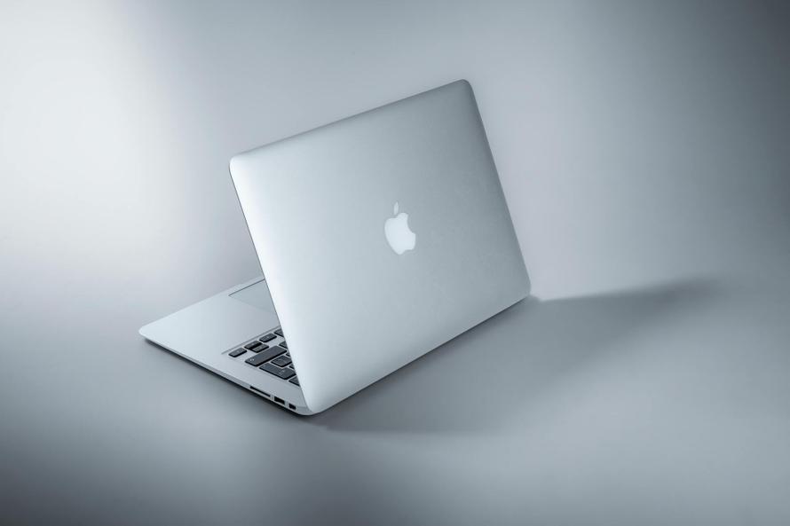 Очередное поражение Apple. C компании стрясли компенсацию за дефектную клавиатуру