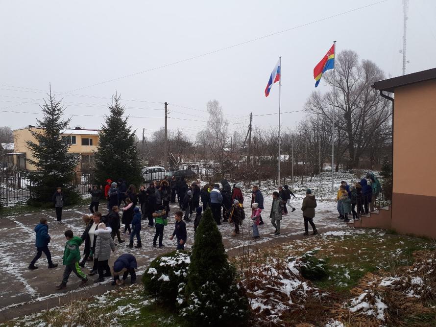 В России школьникам опять устроили учебный захват в заложники. А родителей предупредили?