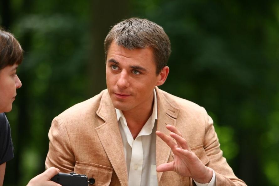 Российский актёр отдал бывшей жене алименты, которых хватит на квартиру в Москве