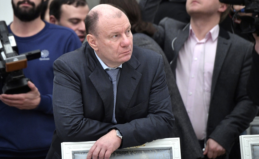 И никаких заграниц не надо. Миллиардер Потанин похвастался летним отдыхом на Волге