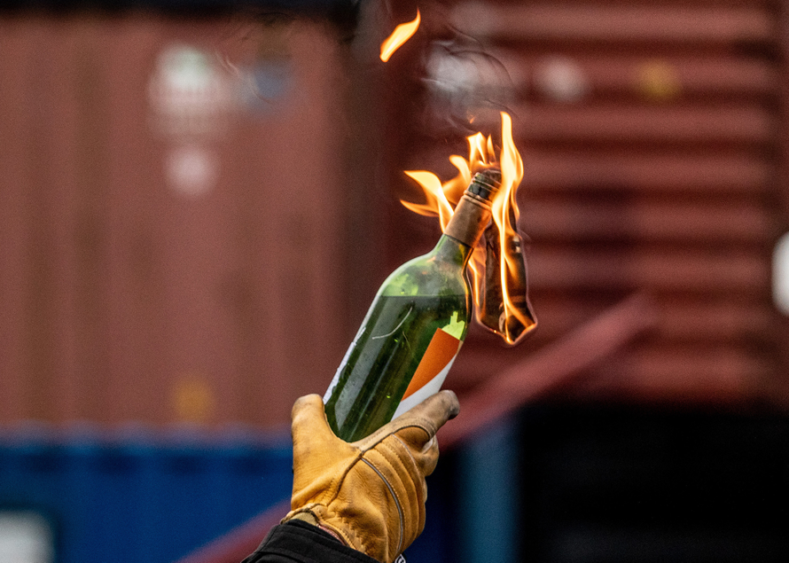 Психически больного россиянина запугали кредитом и заставили поджечь военкомат