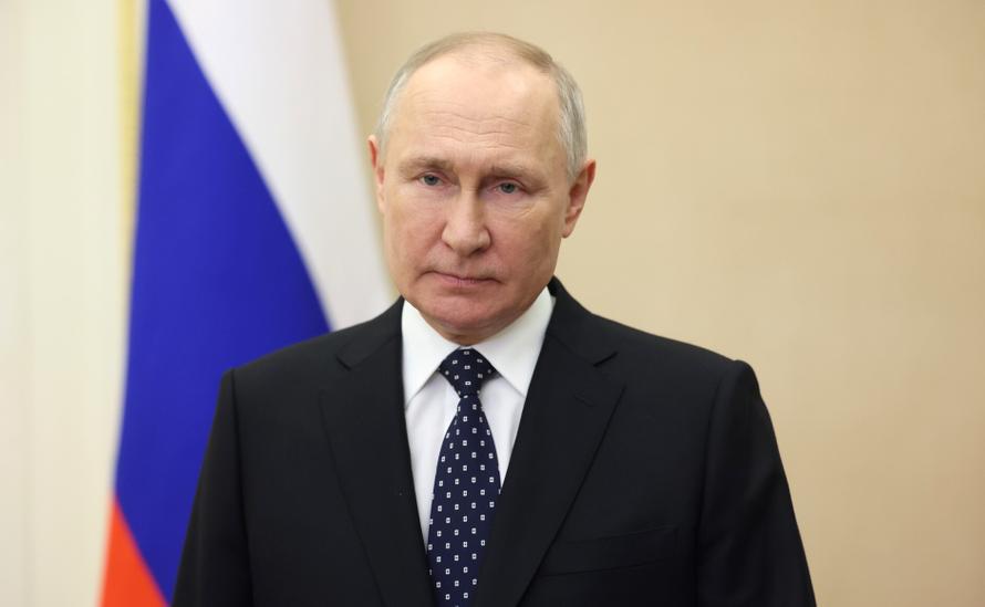 Путин запустил новую кольцевую линию московского метро и захотел показать подземку главе Китая