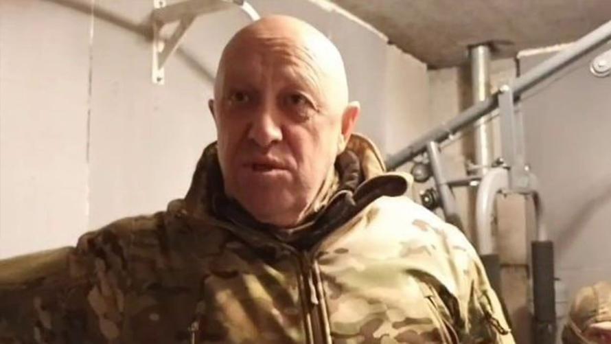 Пригожин заявил, что «вагнеровцам» пообещали дать требуемые снаряды и вооружение