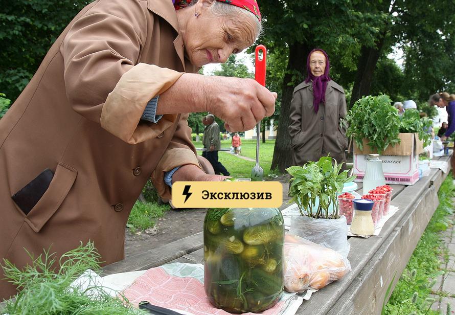 Нужно ли платить налоги с продажи овощей и фруктов с огорода? Объясняет юрист