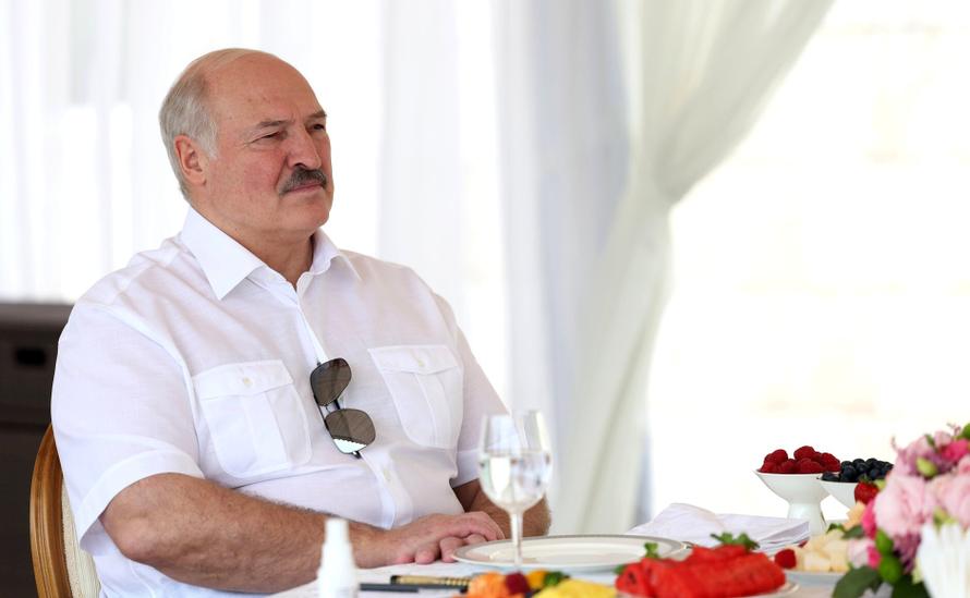 ЧВК «Вагнер» отступила от Москвы. Что произошло и при чём тут Лукашенко