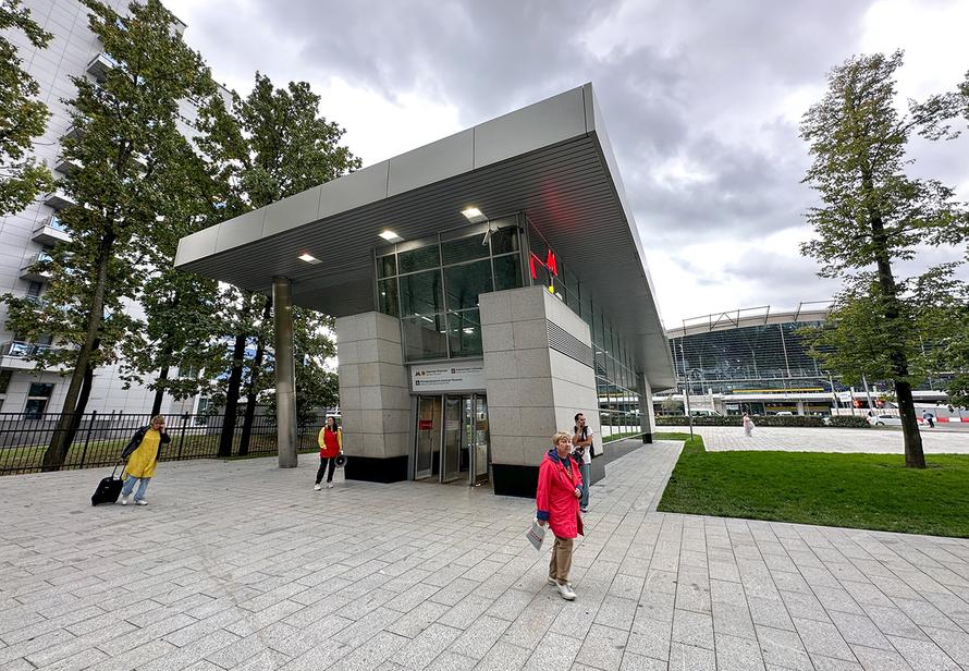 Во Внуково пустили метро. Вот как теперь доехать до аэропортов столицы