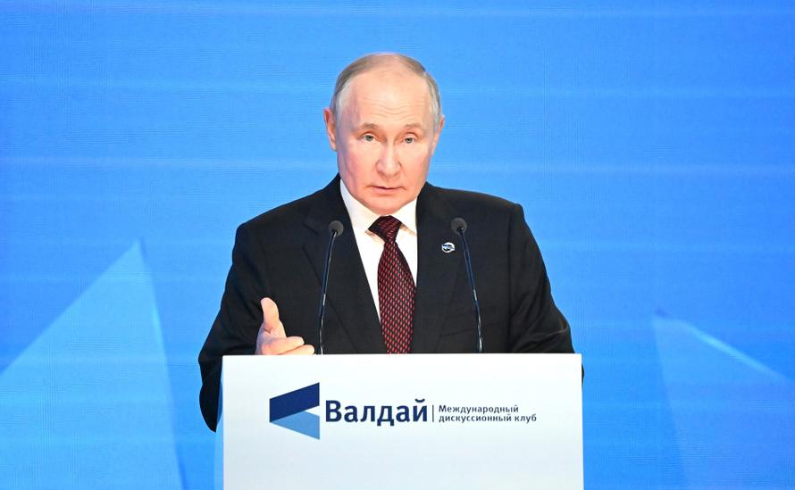 «Вы кто такие вообще?» Путин ответил на предупреждения Запада