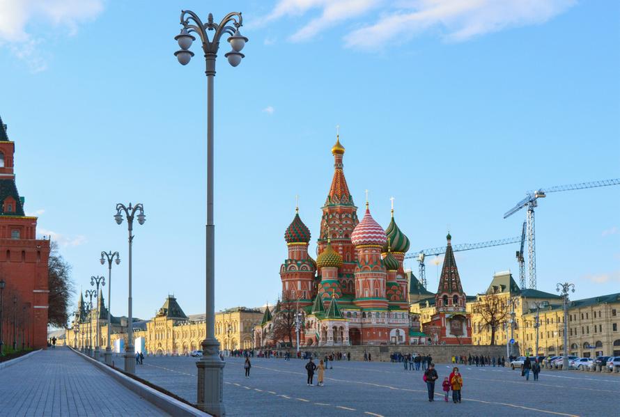 Москвичей предупредили о дожде и сильном ветре