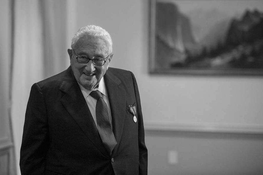Генри Киссинджер умер в возрасте 100 лет. Чем он известен