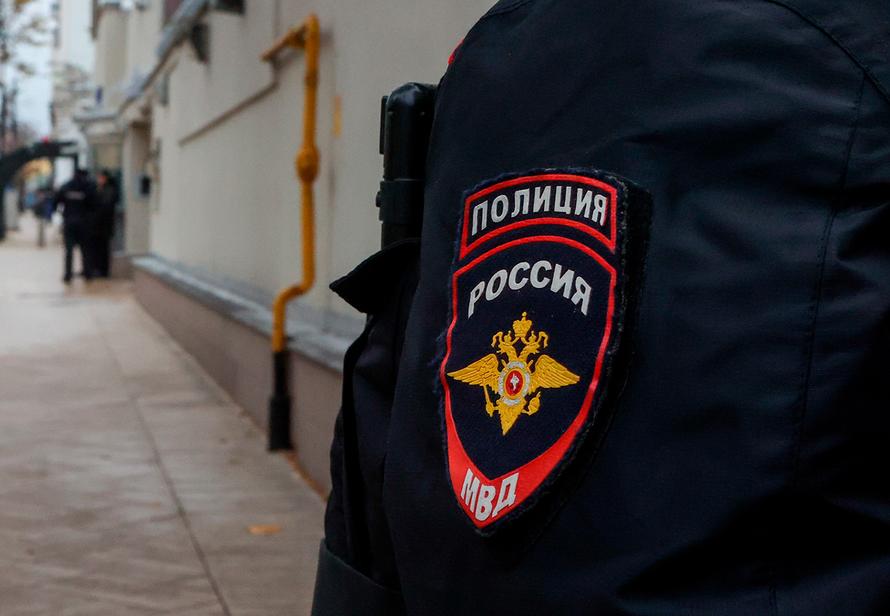 Восьмиклассница открыла стрельбу в российской школе и покончила с собой. Главное