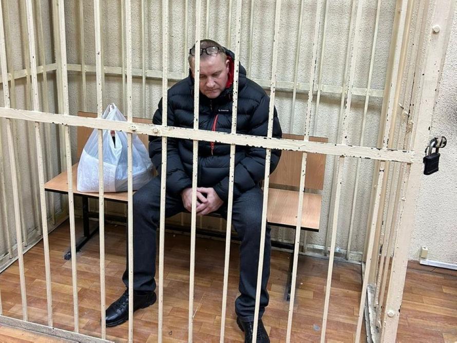Отец девочки, устроившей стрельбу в школе, обвинил во всём гипноз. Подробности дела