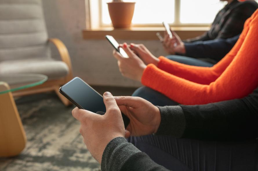 Как не лишиться банковских данных, раздав Wi-Fi гостям? Нужна всего одна настройка