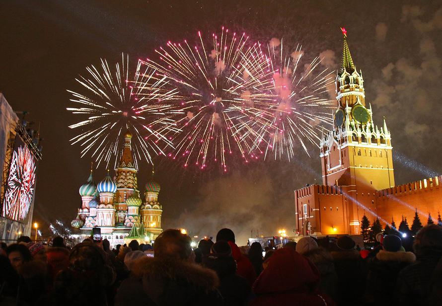 В Москве отменили новогодний салют. Какие ещё регионы отказались от пиротехнических шоу