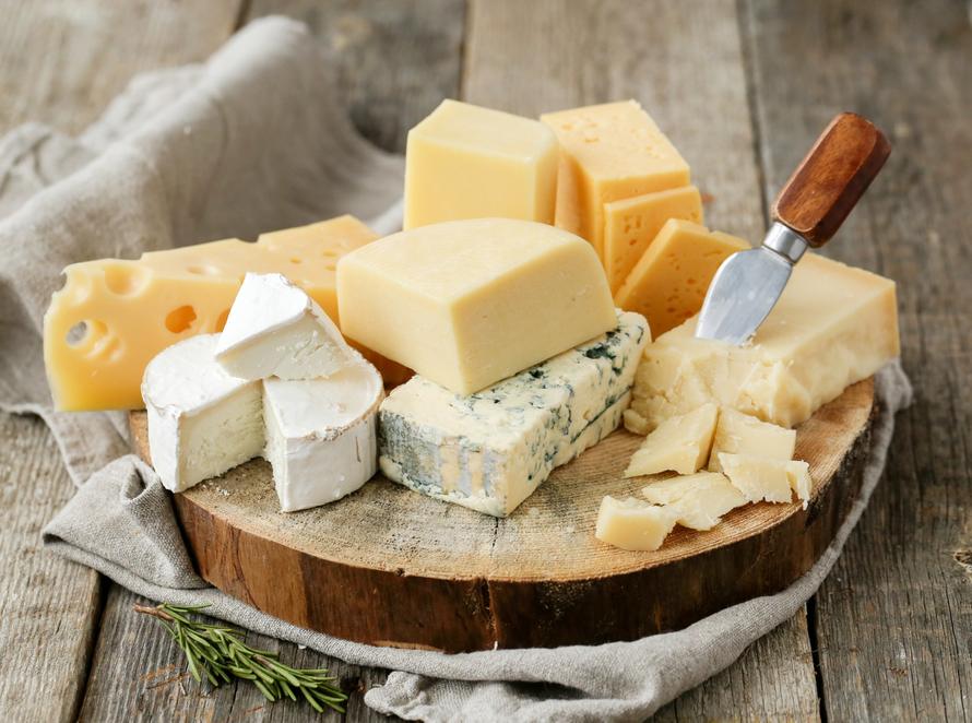 Можно ли похудеть на безлактозном сыре? Вот что говорит врач