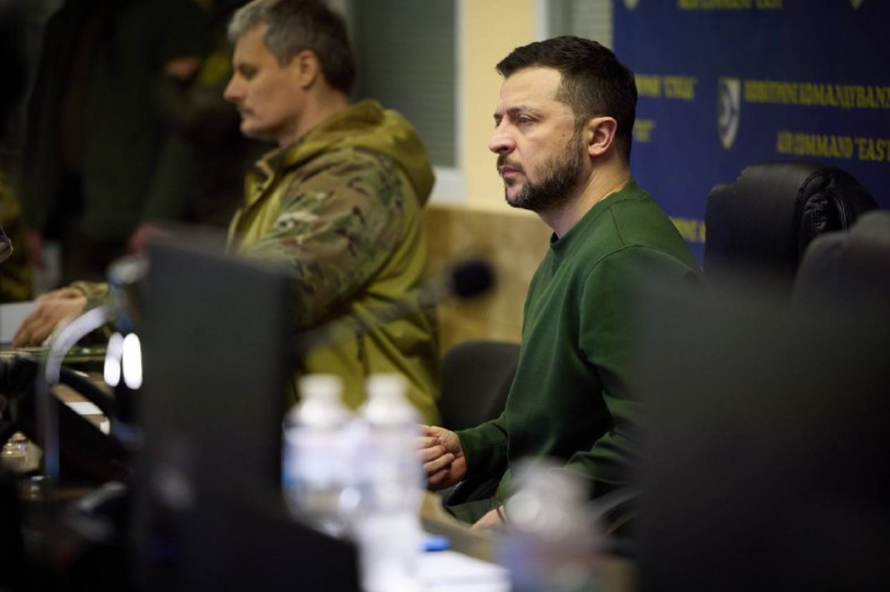 На Украине грядут перестановки. Зеленский намекнул на отставку главкома ВСУ