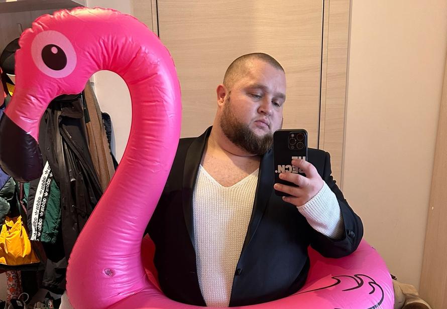 Пухляша из Little Big похоронят у него на родине. Он был там звездой, а потом уехал в Москву