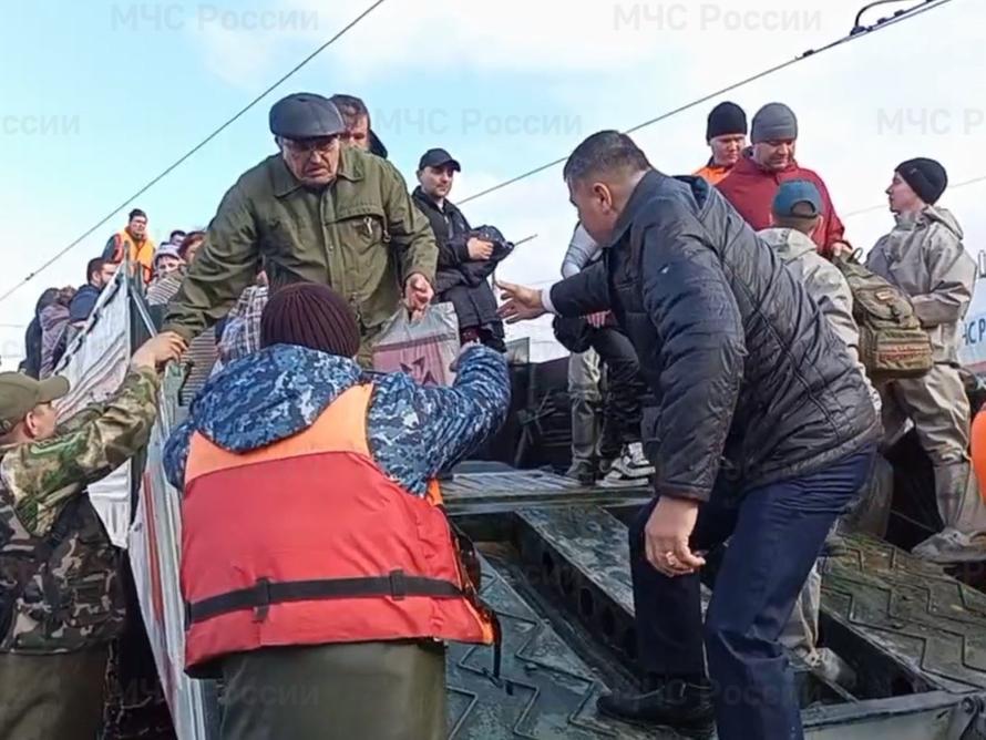 Жителей Оренбурга собираются экстренно эвакуировать. Что происходит в городе