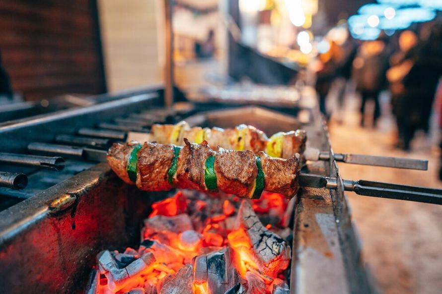 Как выбрать лучшее мясо для шашлыка? Советы к майским