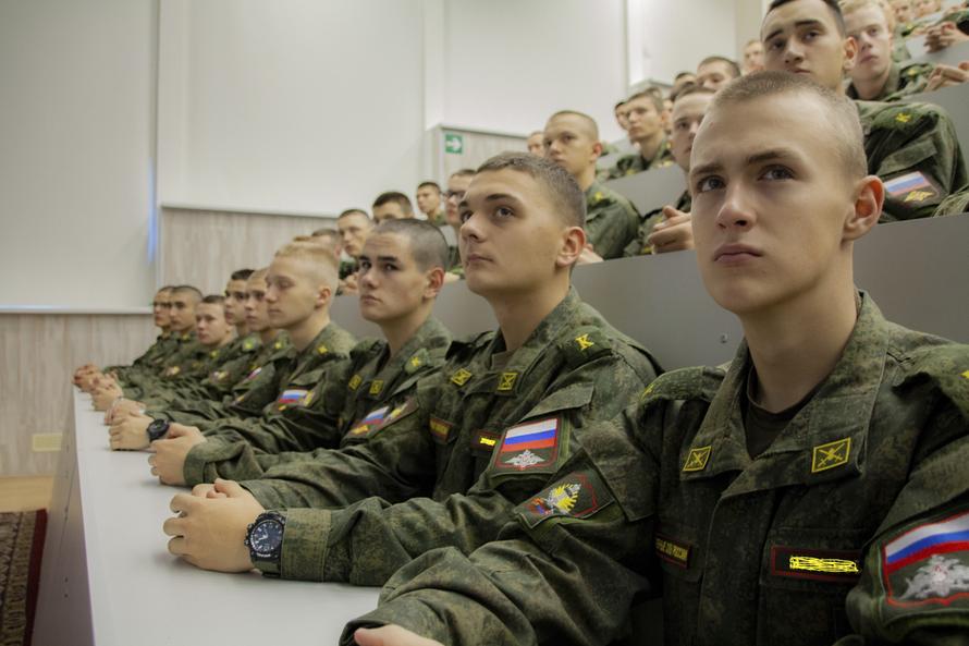 Бойцы СВО получат преимущество при поступлении в военные вузы. Что изменилось