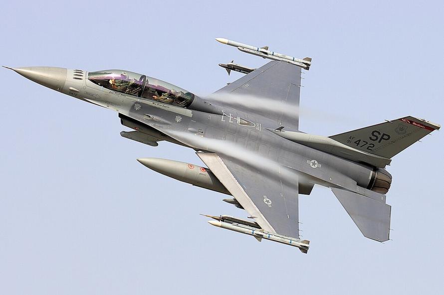 Российским бойцам пообещали 15 млн за сбитый истребитель F-16. Кто будет платить