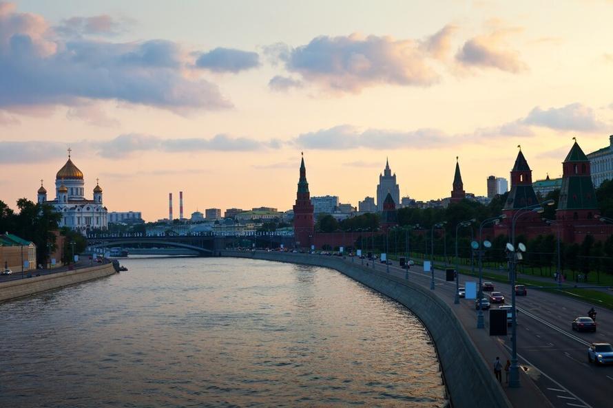 Российский депутат отказался поздравлять россиян с Днём России. В чём причина