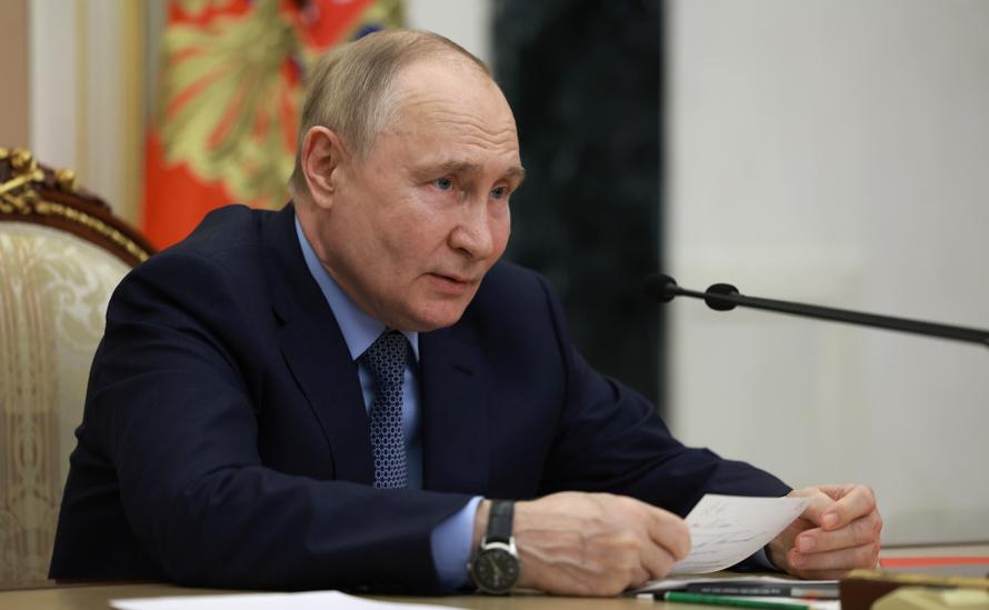 Путин издал указ о компенсационных выплатах контрактникам на СВО. Что нужно знать
