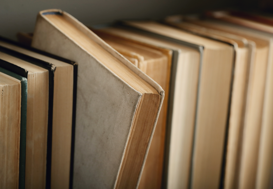Старые книги могут подорвать ваше здоровье. В чём дело