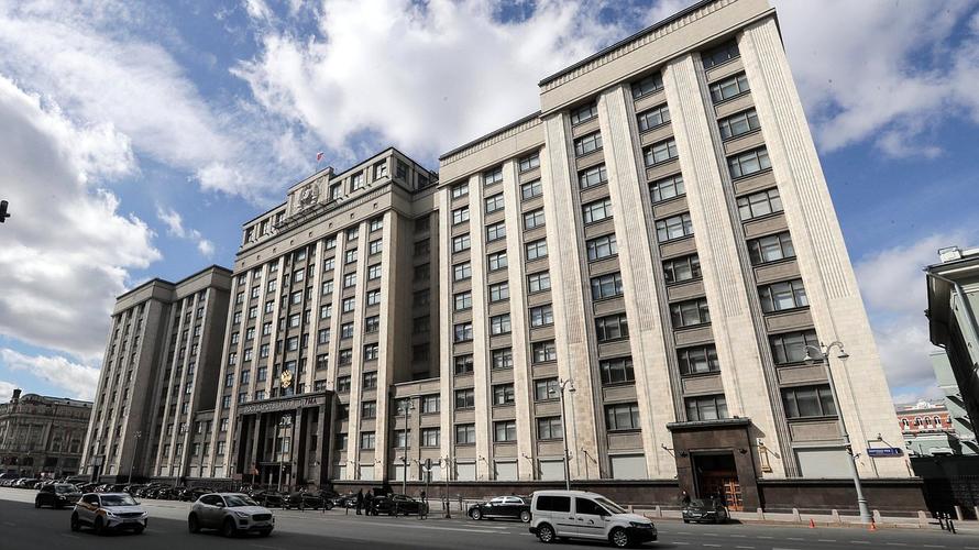 Штрафы за питомцев, ограничения для коллекторов и ОСАГО в Белоруссии: какие законы приняла Госдума