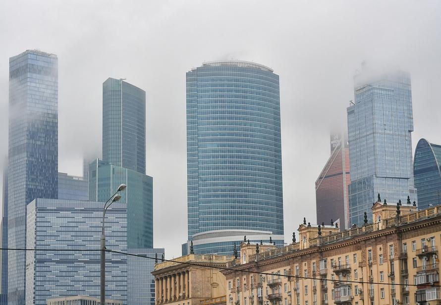 Москвичам предрекли «температурные качели» на ближайшие дни. Когда будет тепло