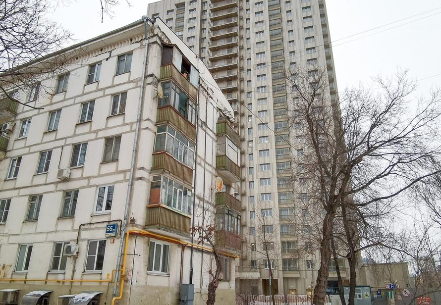 Россиянам назвали главное преимущество квартир на первых этажах. Актуально как никогда