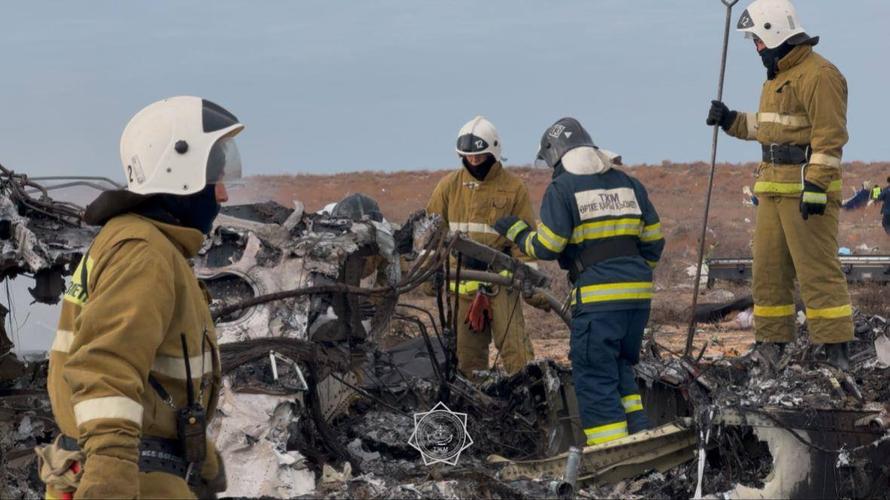 Глава Азербайджана заявил, что разбившийся в Актау самолёт можно было спасти. На какие ошибки он указал
