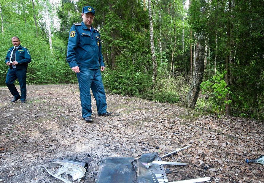 В мае над жарящими шашлыки россиянами поднимут дроны. Кто и зачем