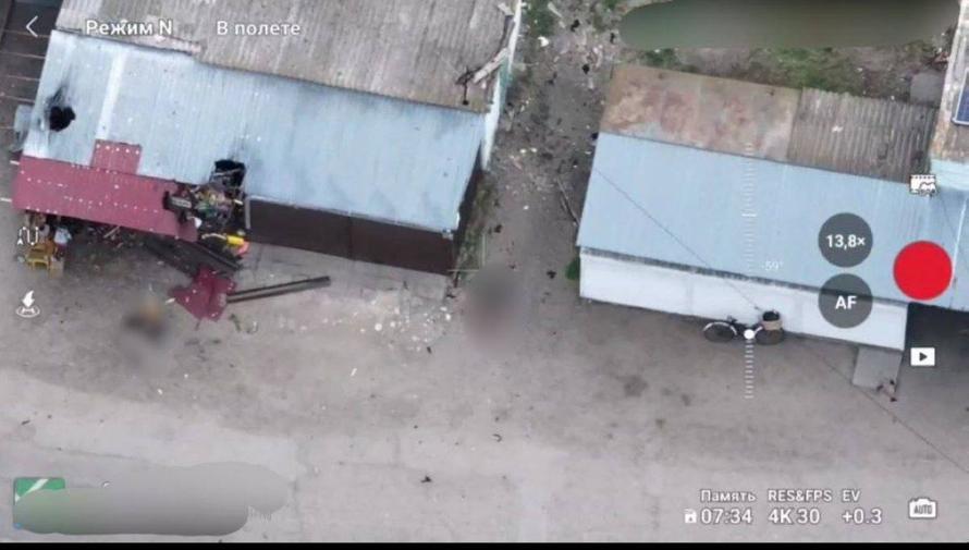 Семь человек погибли во время расстрела дронами ВСУ рынка в Херсонской области. Что известно