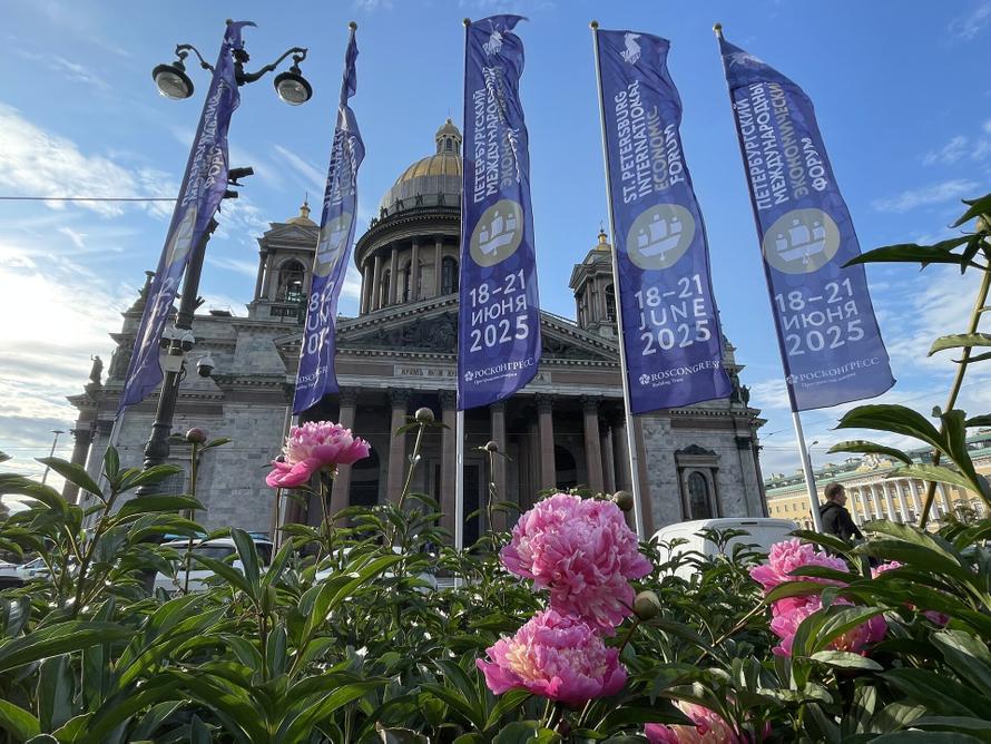 Петербург лишился связи, США ударили по Ирану, Дуров написал завещание. Что ещё случилось за неделю