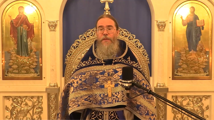 Пенсионный возраст могут поднять, если россияне не будут рожать детей и молиться за власть. Об этом рассказали в РПЦ