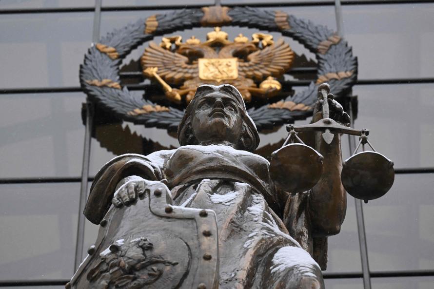 Суд признал экстремистским объединением владельцев брендов «Яшкино» и «Кириешки». Что у них забрали