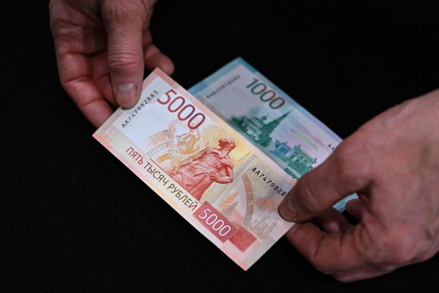 Как будет работать новый механизм взыскания долгов и как их оспорить — раскрыл юрист