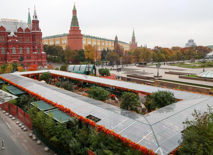 Москвичей обнадёжили очередным потеплением. Что им приготовила погода на выходные