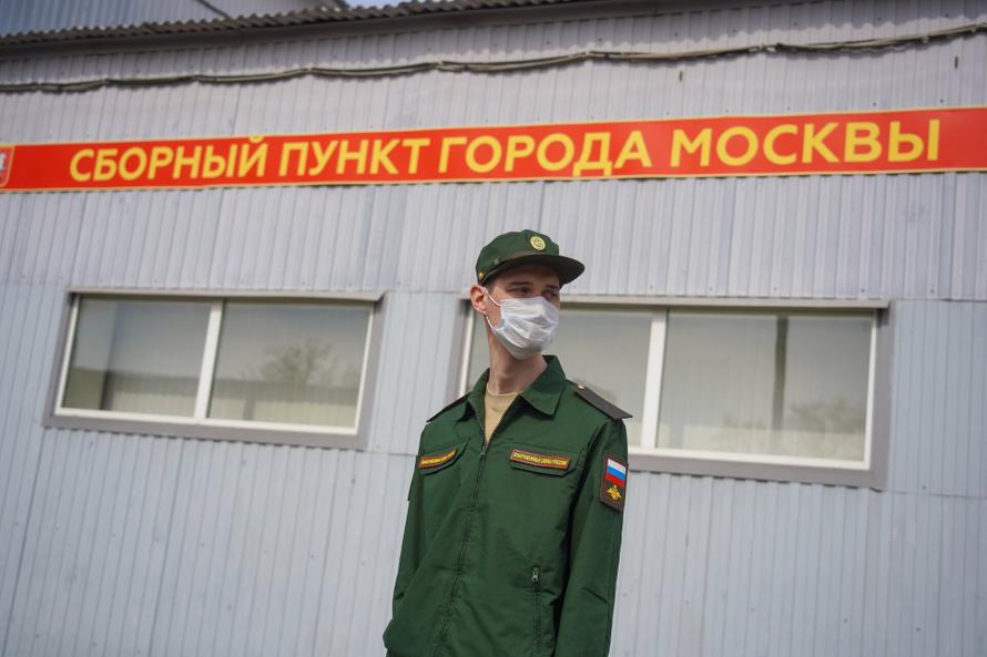 Призыв в армию официально стал круглогодичным. Что нужно знать