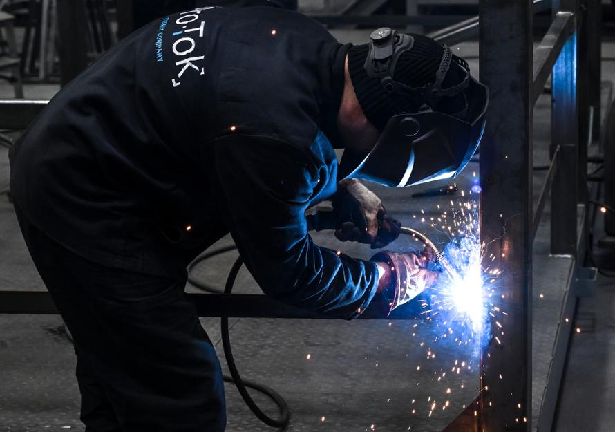 В России учредили День сварщика. Когда его будут отмечать и какие ещё новые праздники ввели в стране