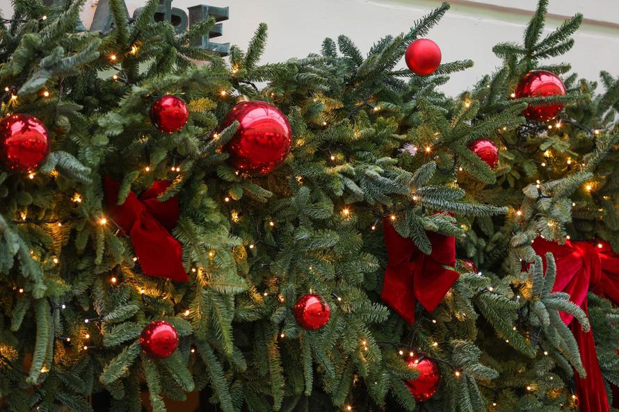 Названо лучшее время для покупки алкоголя на Новый год. В нём сразу три плюса